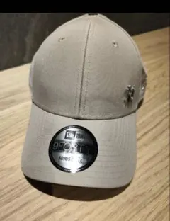 NEW ERA ニューエラ 9FORTY メタルロゴ　ベージュ