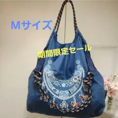刺繍トートバッグ◆馬チャームと鎖◆軽量◆エコバッグ◆ストラップ付き
