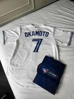 岡本和真ブルージェイズBLUE JAYS ユニフォーム - メルカリ