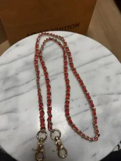 シャネルレザー編み込みチェーン ショルダー112cm レッド×ゴールド金具