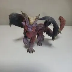 モンハン　テオ·テスカトル　フィギュア　台座なし