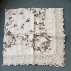 WEDGWOOD 花柄刺繍 ハンカチのサムネイル