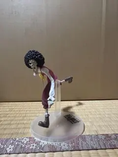 ブルック　フィギュア　ワンピース