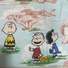 スヌーピー ビンテージシーツ　ハギレ サファリ柄