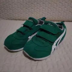 ASICS グリーンスニーカー ベルト式　18