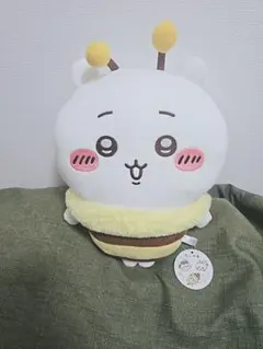 ちいかわ ハチさんBIGぬいぐるみ