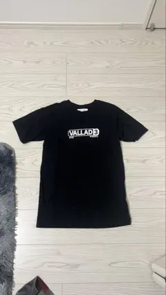 即発送】※希少サイズ vallad tシャツ - メルカリ