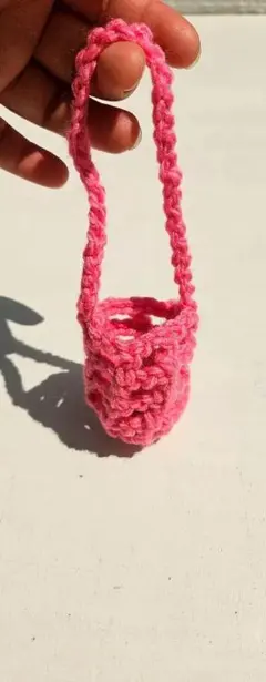 ピンクのかぎ針編みミニバッグ　小物入れ