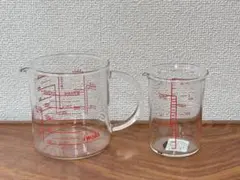 美品！iwaki 耐熱ガラス 計量カップ 200・500ml セットのサムネイル