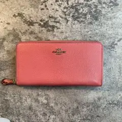 COACH コーチ ラウンドファスナー長財布  ピンク パイソン