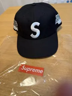 完売品　Supreme ブラック キャップ　sロゴ 新作