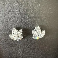 花形クリスタルイヤリング　ブライダル、ピアノ発表会など