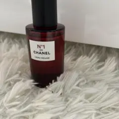 CHANELロールージュN1 ドゥシャネル　フレグランスボディミスト