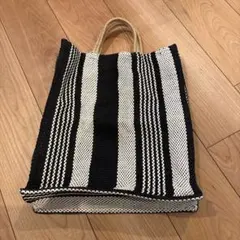 ストライプトートバッグ ブラックとホワイトのサムネイル