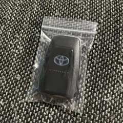 トヨタ カムリ キーレスエントリーリモコン　スマートキー　3ボタン　美品のサムネイル