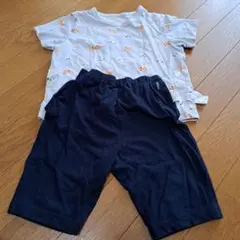 ユニクロ　ベビーパシャマ　 90