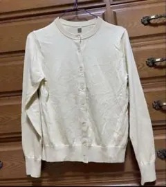 ユニクロ　薄黄色　カーディガンニット