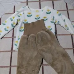 ベビー　ふわふわパジャマ　腹巻きタイプ　花柄
