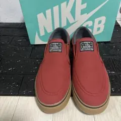 Nike Stefan Janoski スリッポン レッド