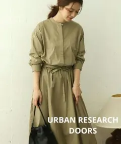 URBAN RESEARCH DOORS※バンドカラーウエストギャザーワンピース