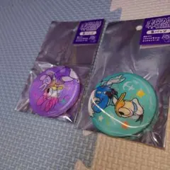 新品　まじかる百貨店缶バッジ　ドナルド　デイジー　2点セット