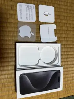iPhone 15 Pro ブラックチタニウム 1tb空箱