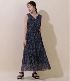 マイストラーダ】シアーフラワープリントワンピース - メルカリ