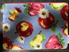 FEILER ポーチ　りんご柄