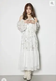 ２点　rienda 2WAYレースドッキングフレアワンピース