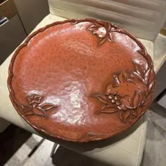 鎌倉彫　赤色 花彫刻 漆器盆 専用箱付き