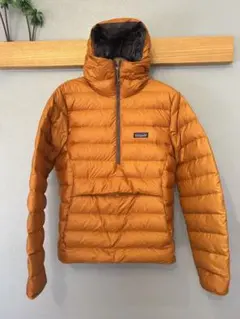 patagonia ダウンセーターフーディー プルオーバー