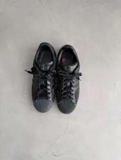 adidasスーパースター×スワロフスキーモデル