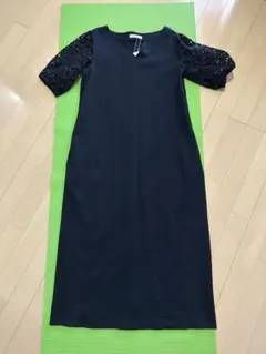 新品未使用　黒　ワンピース　レース袖　Mサイズ