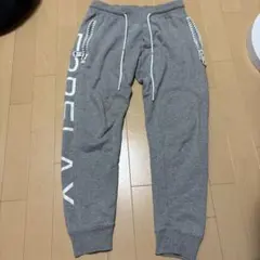 【1PIU1UGUALE3 RELAX】ビッグファスナーサイドロゴスウェット