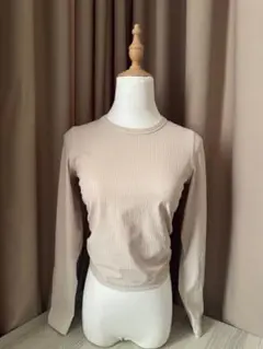 ルルレモン Tシャツ