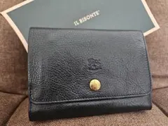 定価46,200円★IL BISONTE美品ミディアムウォレット黒★箱付き