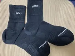 asics 黒 スポーツソックス23から25