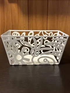 北欧　Bengt&Lotta/ ベングト&ロッタ　アイアンボックス フローラ白