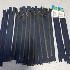 未使用・YKK ネイビー金属ファスナー 24cm 20本