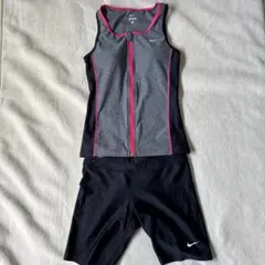 【美品】NIKE スポーツ用水着 セパレート Mのサムネイル