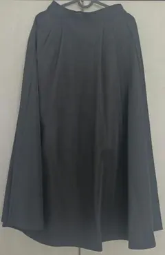 黒 フレアロングタックスカート