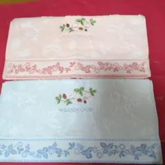 WEDGWOOD ワイルドストロベリー刺繍 ウォッシュタオル 2枚セット