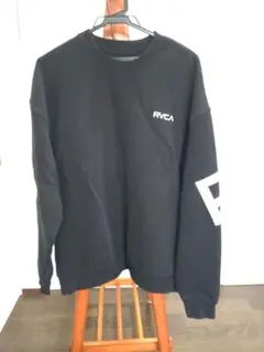 RVCA ブラック スウェット トレーナー
