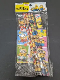 ミニオンズ文具セット　鉛筆　消しゴム　メモ帳