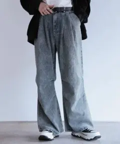 Item thumbnail for item 75d13e99-4d18-4acf-bc7a-c513a3f7a9e7