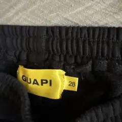 GUAPI ブラック ストーン付きパンツ 28