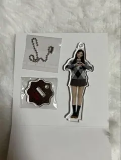 twice this is for アクリルスタンドチャーム ツウィのサムネイル