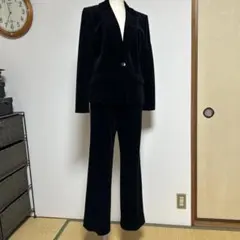 レリアン　ベルベット　黒パンツスーツ