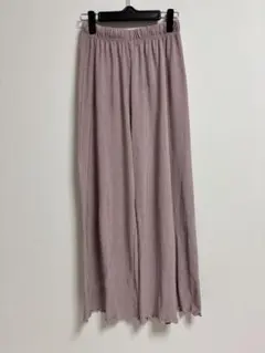 シャーリングパンツ　プリーツパンツ