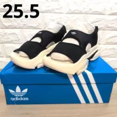 25.5 アディダス 厚底サンダル白 黒 軽量 オズガイア adidasのサムネイル